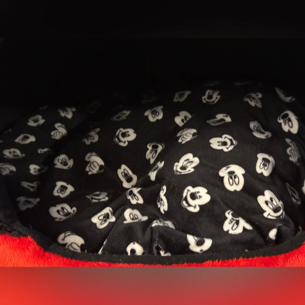 Disney Mickey Mouse Dome Beehive Pet Bed Red Black Dog Cat Machine Washable
